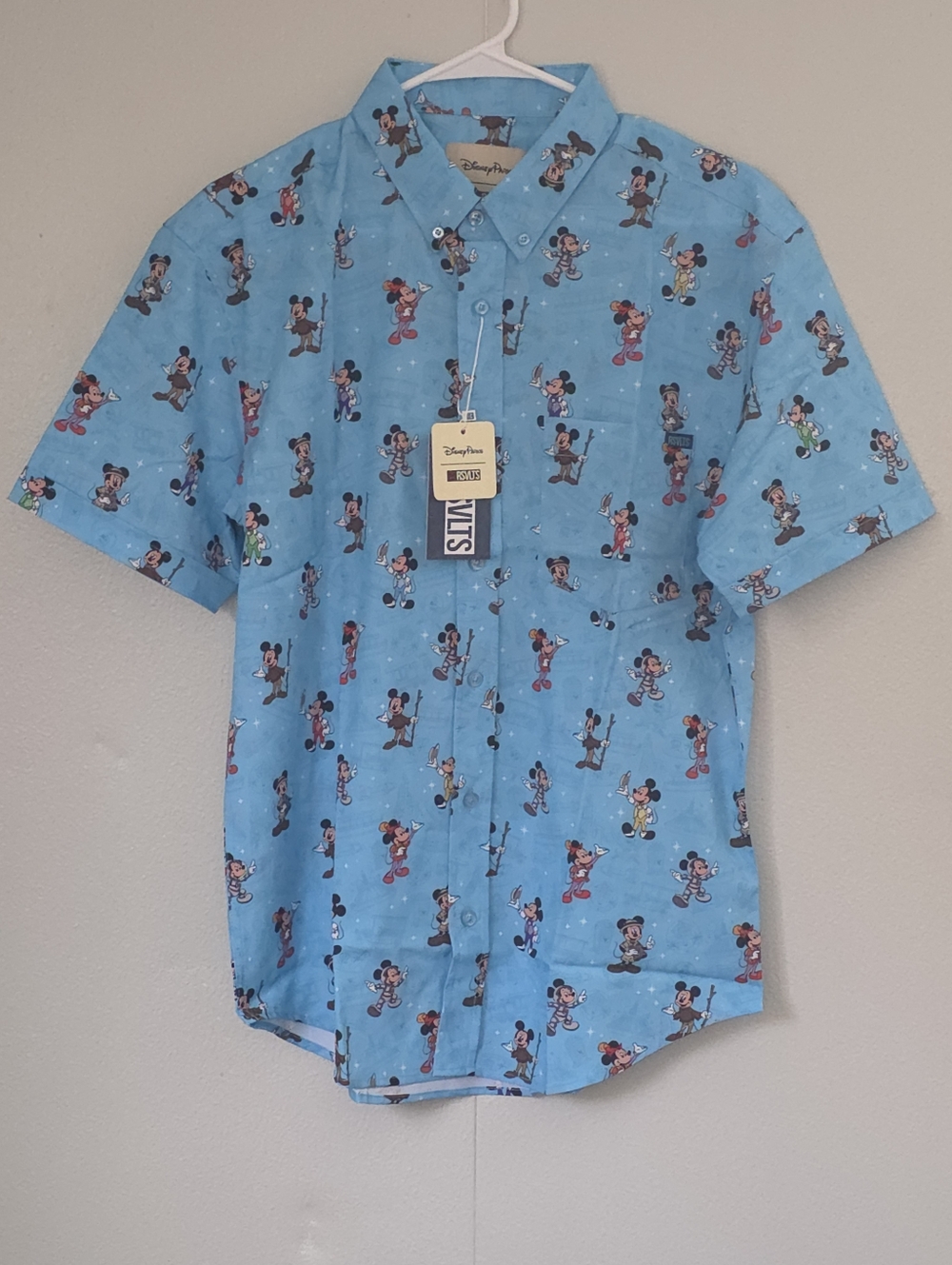 NWT!! Disney Parks 2025 RSVLTS Mickey Mouse Magic Kingdom Men’s Shirt